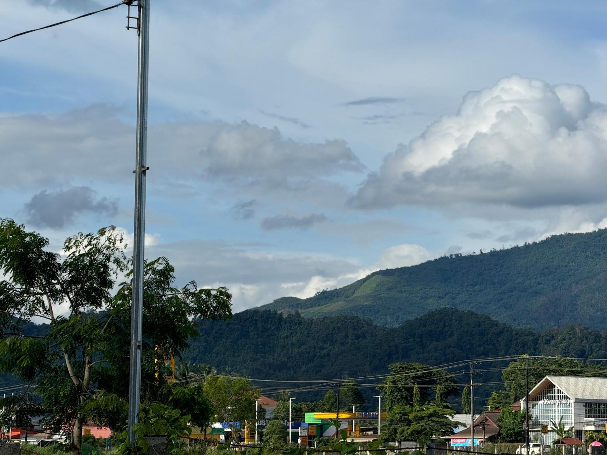 A P S Moutain View Hotel Vang Vieng Ngoại thất bức ảnh