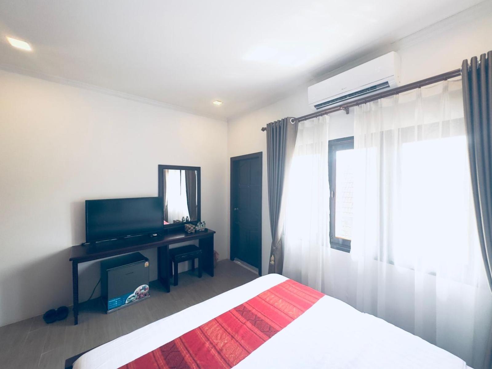 A P S Moutain View Hotel Vang Vieng Ngoại thất bức ảnh